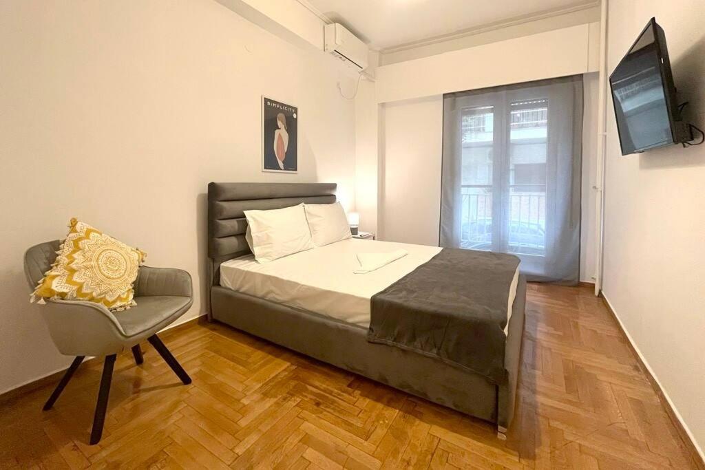 אתונה Pame Rentals - Ideal For 2 In Pagrati מראה חיצוני תמונה